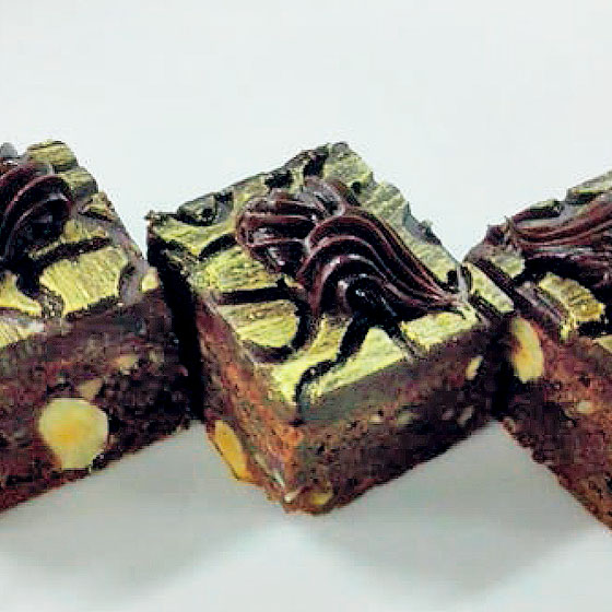 Pasteles de Viaje: Brownie de nueces, pistacho y avellana